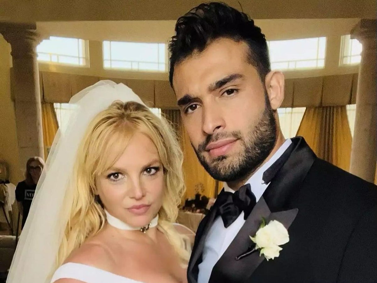 Britney Spears granted restraining order against ex-husband Jason Alexander