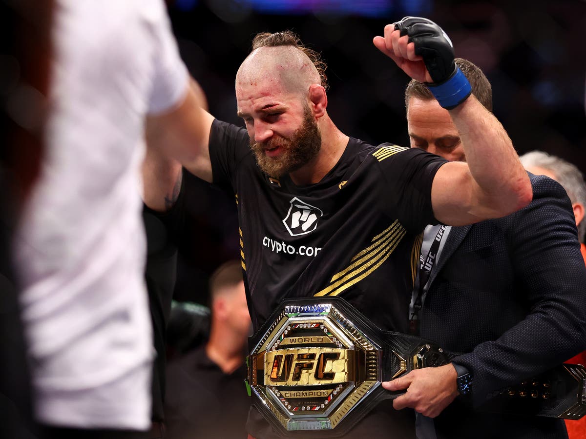Conor McGregor hails &lsquo;samurai&rsquo; Jiri Prochazka in wake of Czech&rsquo;s UFC title win