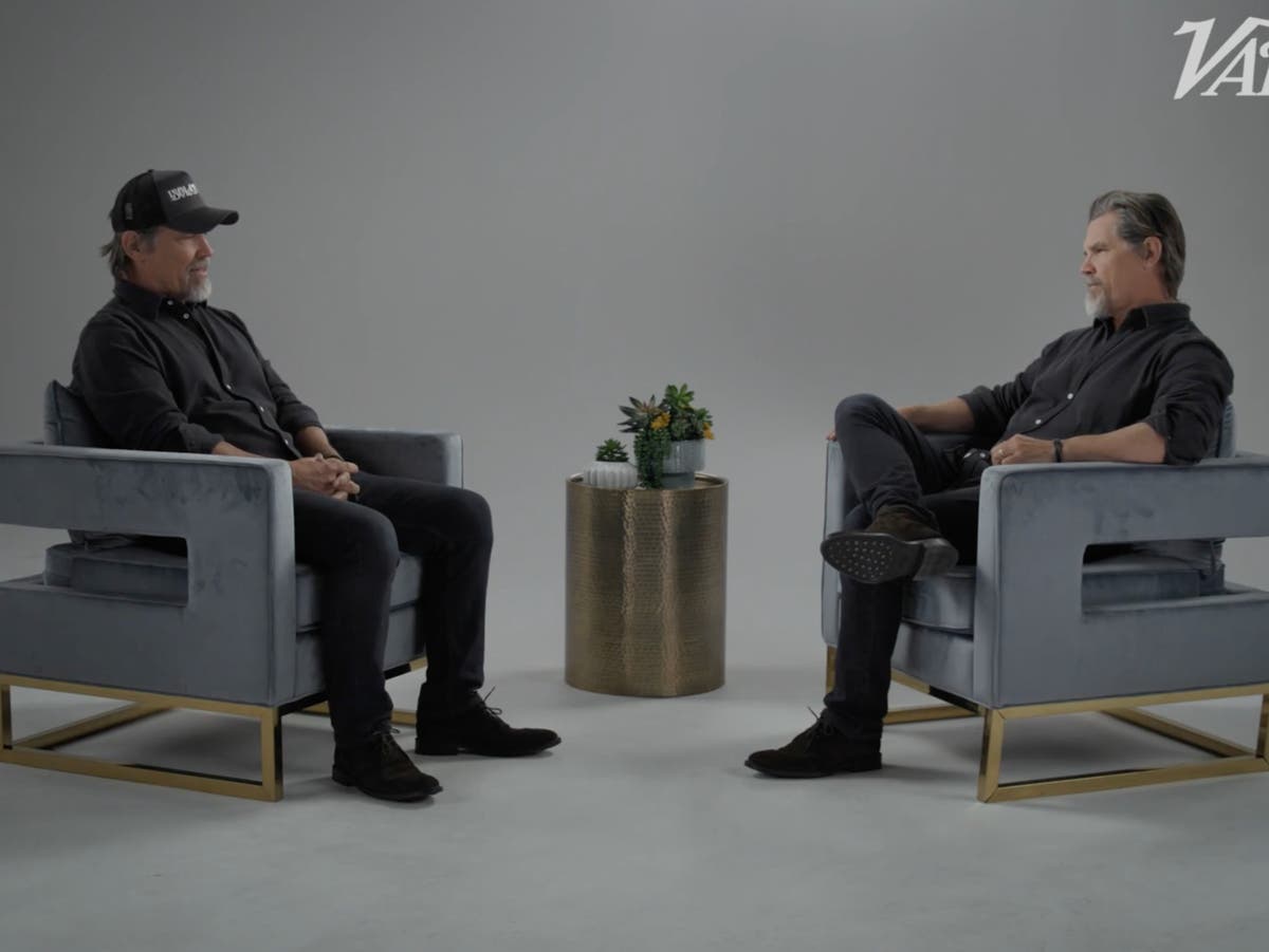Josh Brolin interviews himself for Actors on Actors after Jeremy Renner no-show
