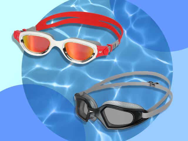 <p>We tested these pairs in different places, completing hundreds of lengths in our local pool, and visiting a nearby swimming lake </p>
