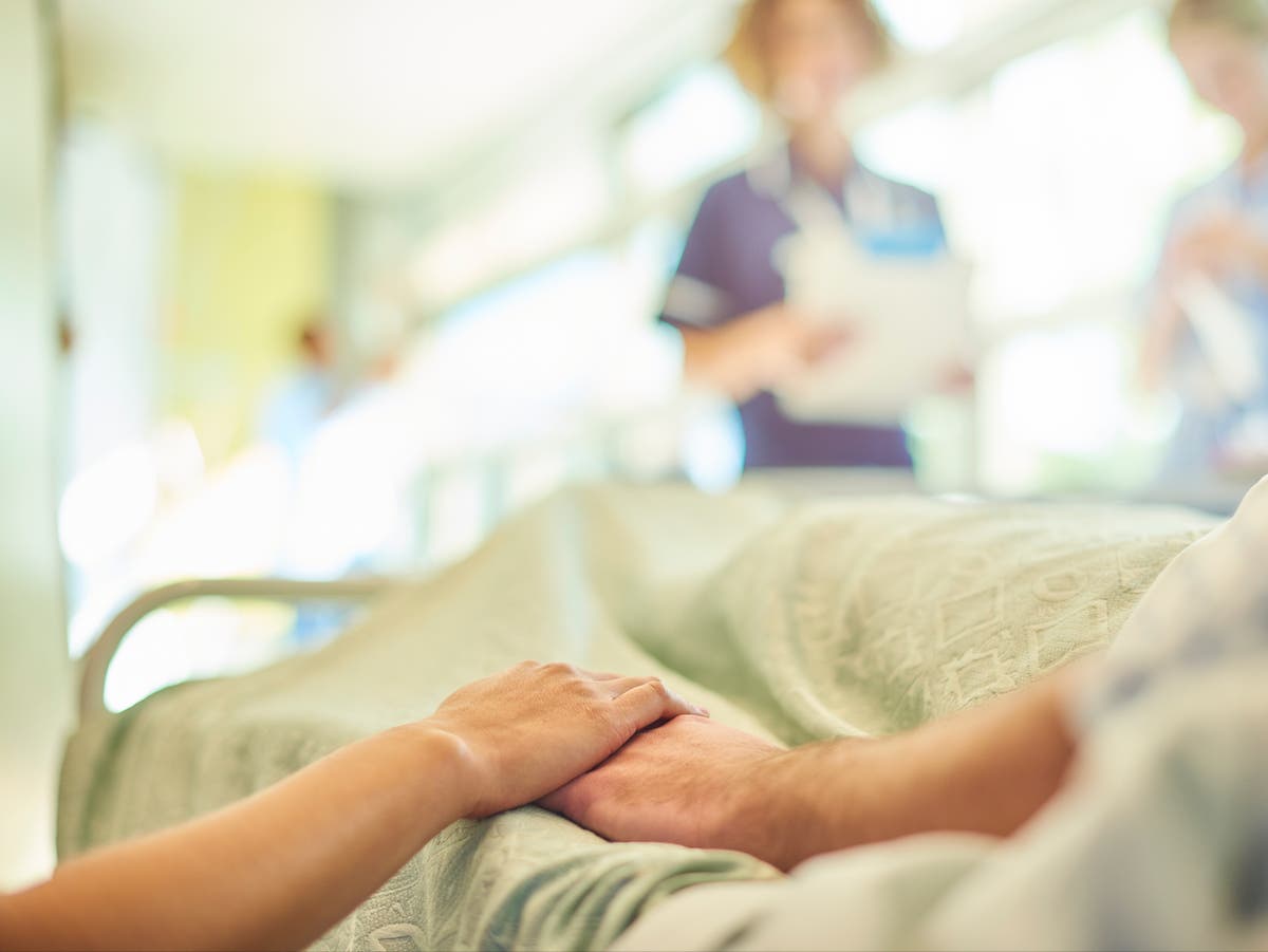Flu could ‘bite’ as early as October, NHS leaders and scientists warn