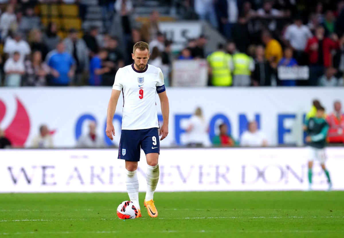 Harry Kane backs Gareth Southgate despite England’s poor run of form