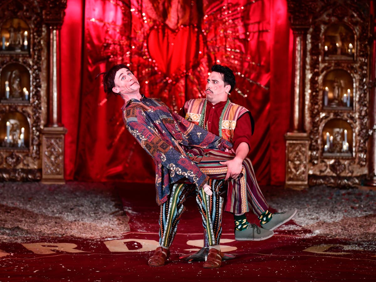 Inside Gifford&rsquo;s Circus: the Cotswolds institution bringing magic to middle England