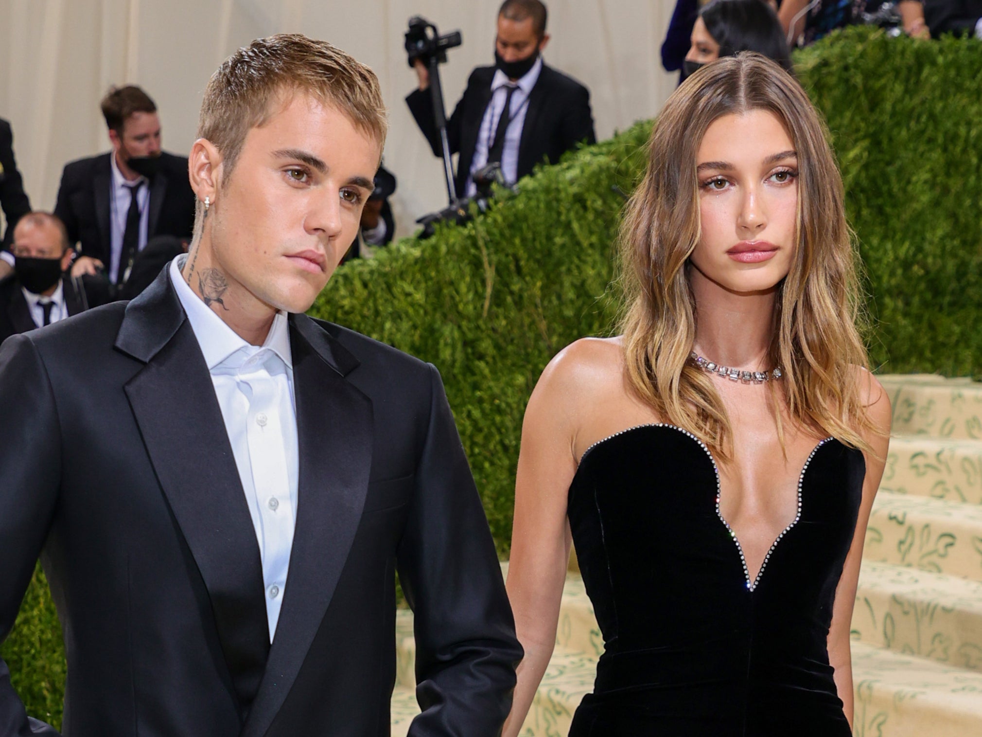 Hailey Baldwin reveals pressure of having health scare at same time as Justin Bieber | The Independent
