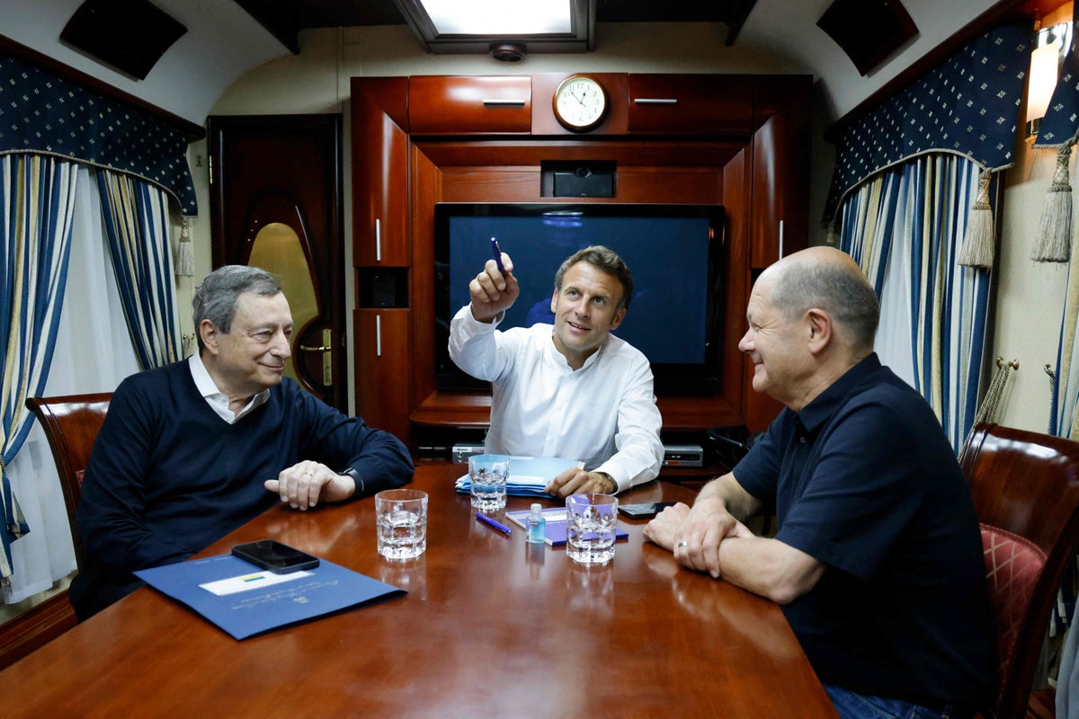 'Birlik': Macron, Scholz, Draghi, kritik Zelensky görüşmeleri için Kiev'de