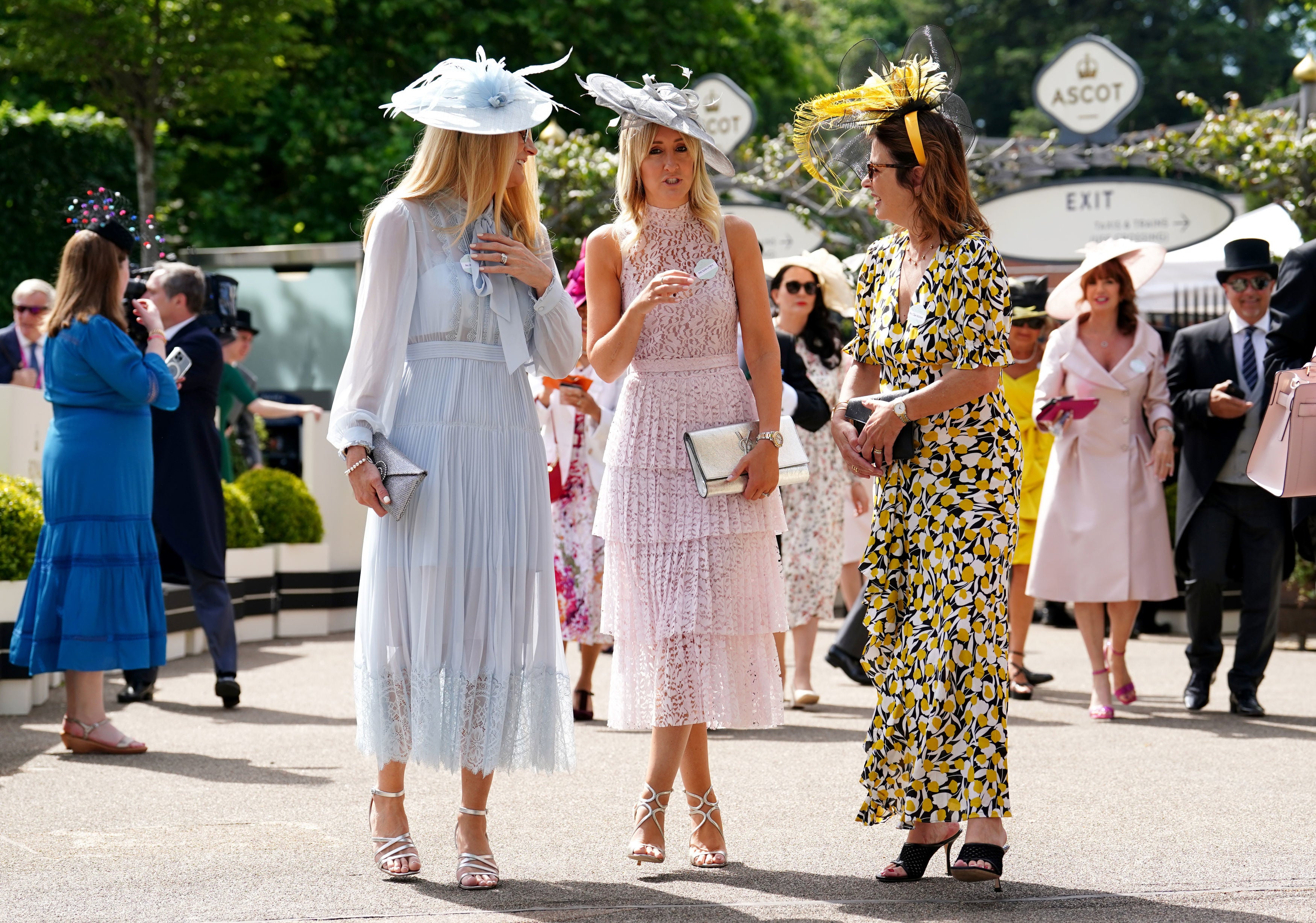 What To Wear To Ascot The Best Dresses For 2022 Tatler