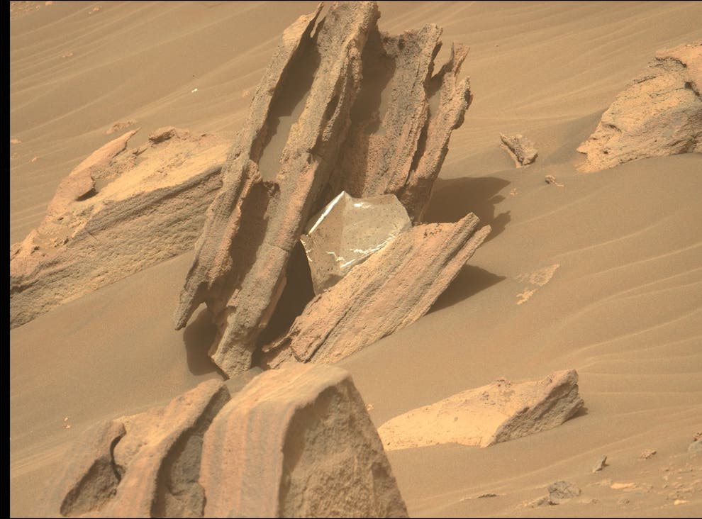 Encuentran evidencias de que Marte pudo albergar vida - Página 2 FVTzA4TUYAAmHzb