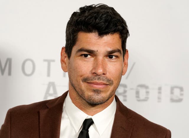 CHA CHA REAL SMOOTH-RAÚL CASTILLO