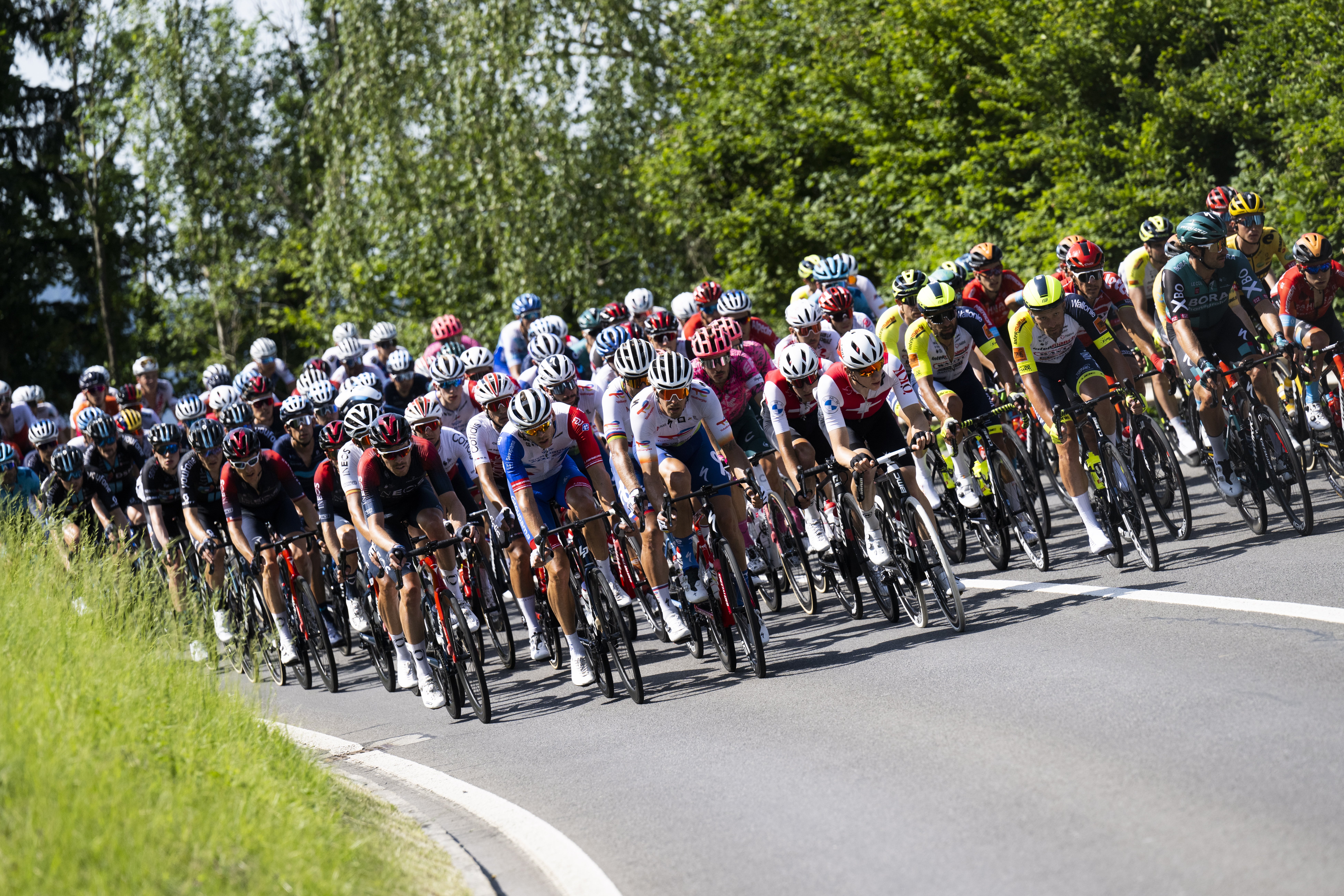 29 riders did not take the start of Friday’s stage six of the Tour de Suisse