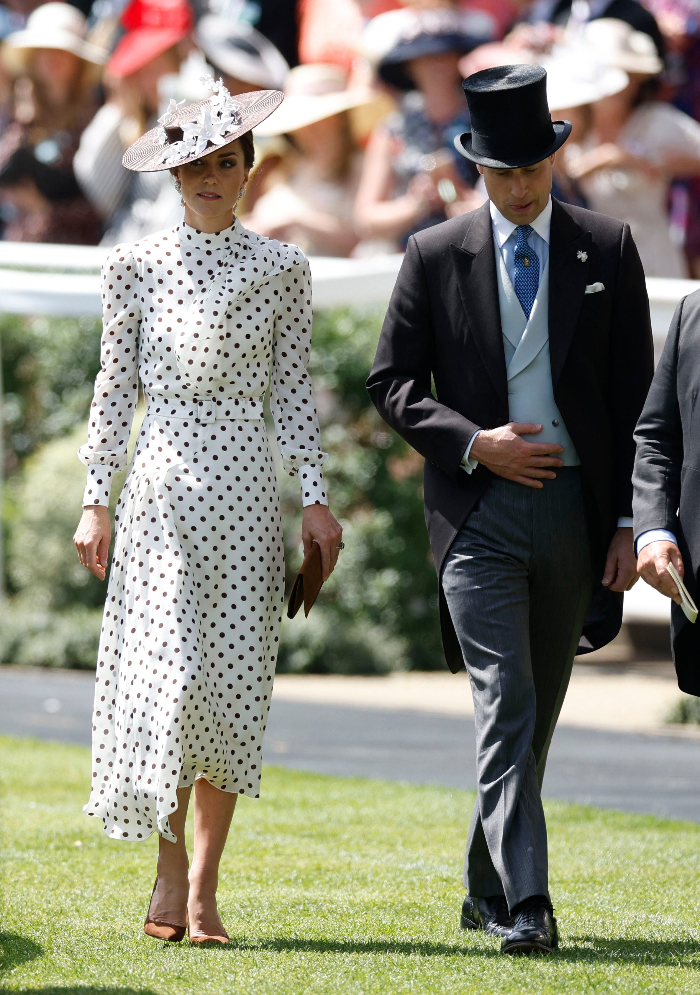 Kate Middleton's Polka Dot Dress Nods 'Pretty Woman' at Royal Ascot –  Footwear News