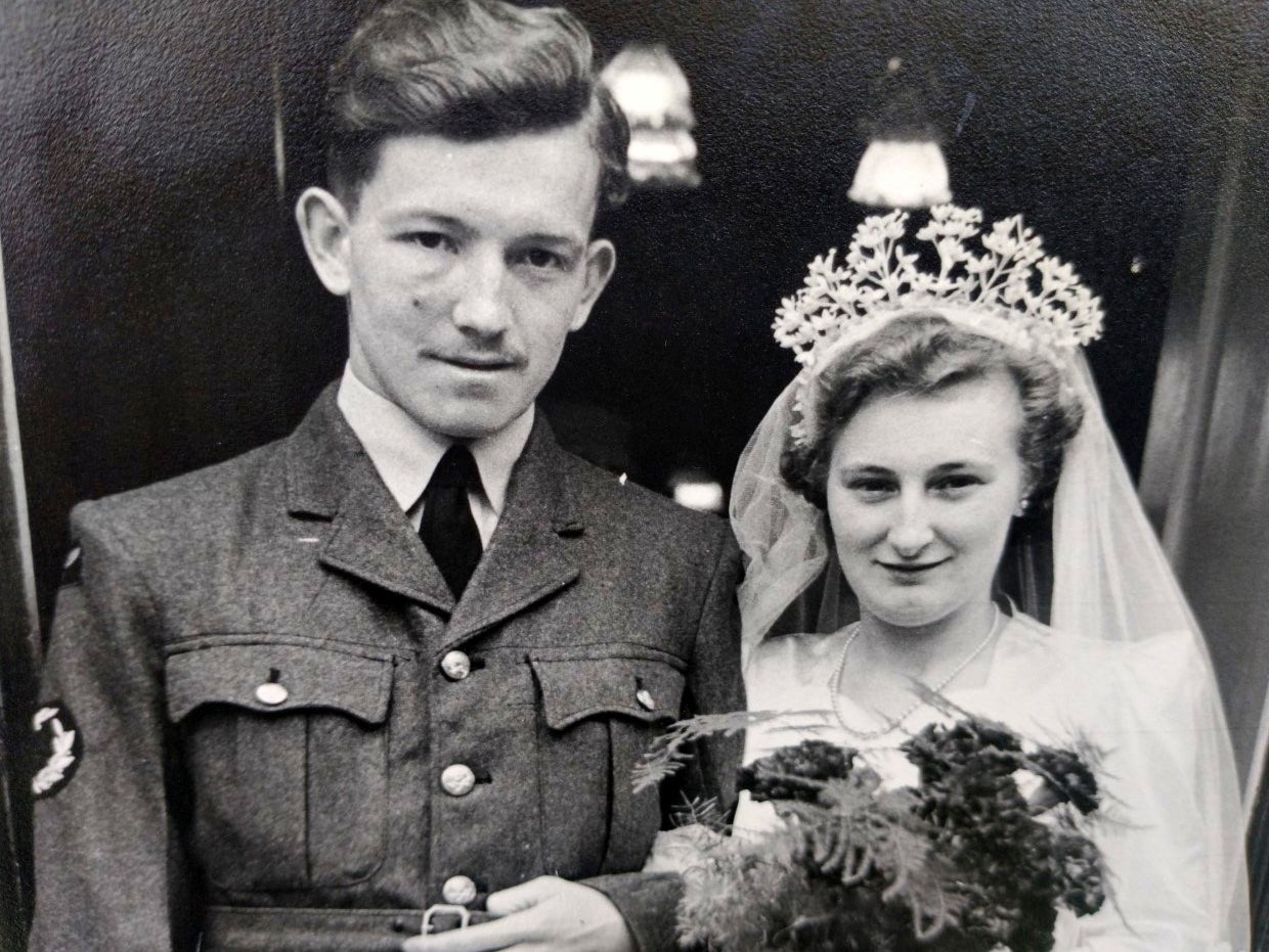 Ruth and Fred Standford on their wedding day in 1947