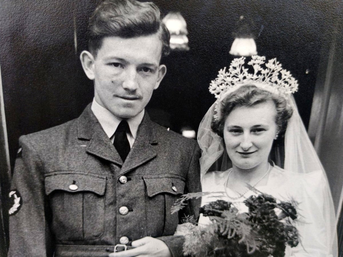 Childhood sweethearts married for 75 years have ‘no clue’ how it happened