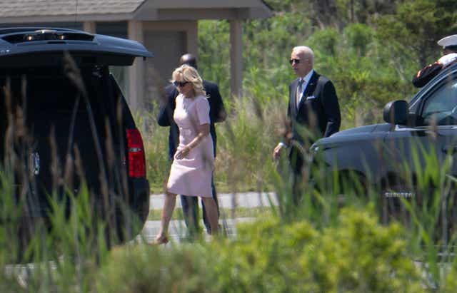 <p>US President Joe Biden and First Lady Jill Biden walk from Marine One upon arrival in Rehoboth Beach, Delaware, June 17, 2022, as they travel for the weekend to their nearby home. (Photo by SAUL LOEB / AFP) (Photo by SAUL LOEB/AFP via Getty Images)</p>