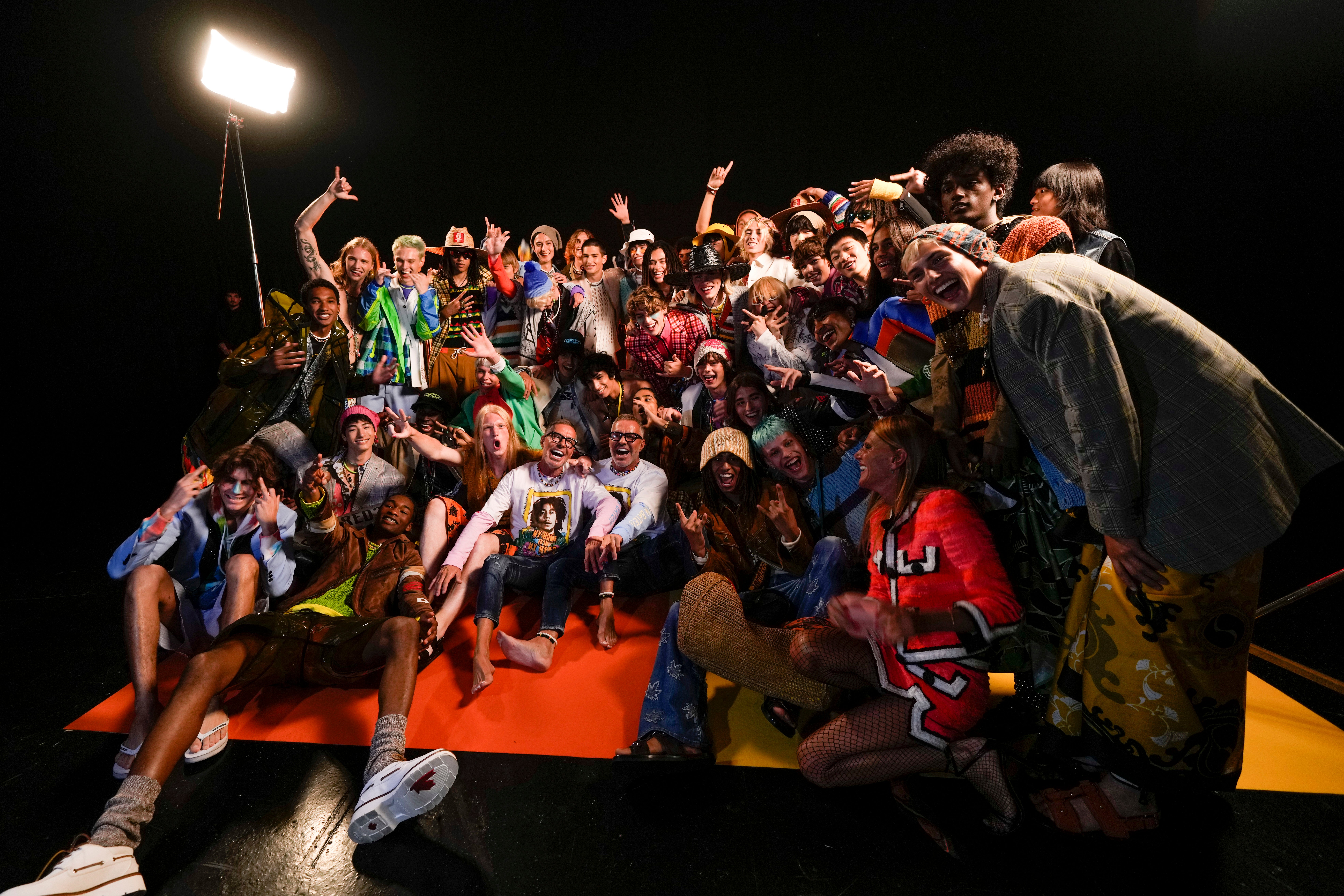 Italy Fashion Dsquared2 Mens SS 23