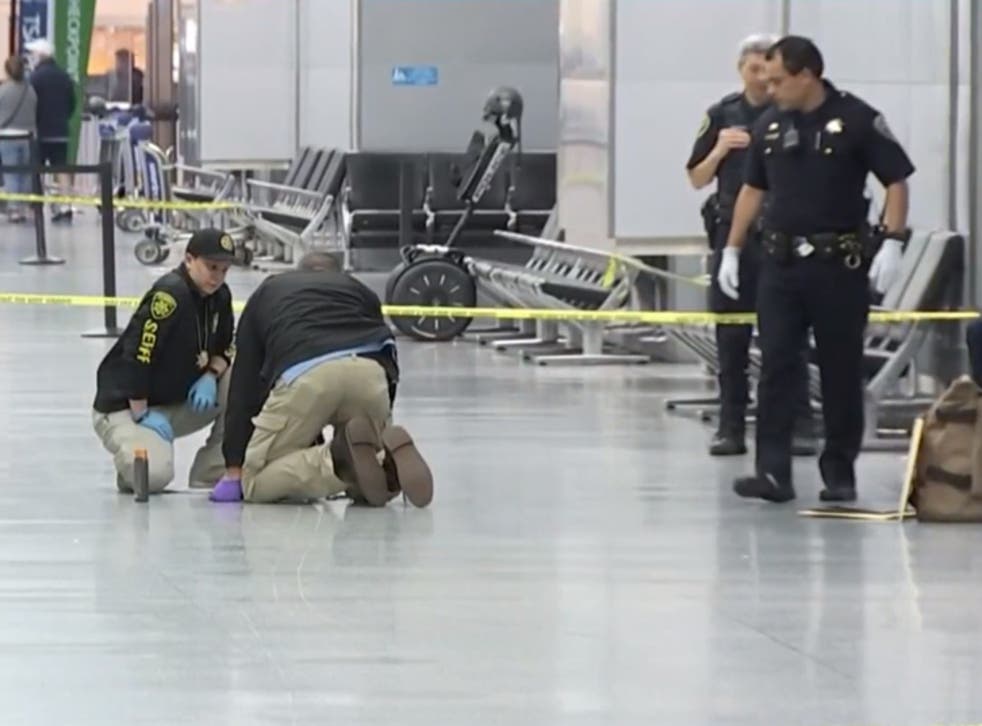 <p>A man has attacked passengers in the California airport</p>