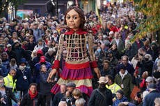 Giant puppet tours England to mark World Refugee Week