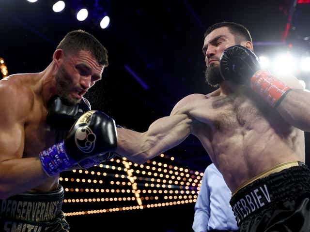 <p>Artur Beterbiev (right) added the WBO belt to his WBC and IBF light-heavyweight titles</p>