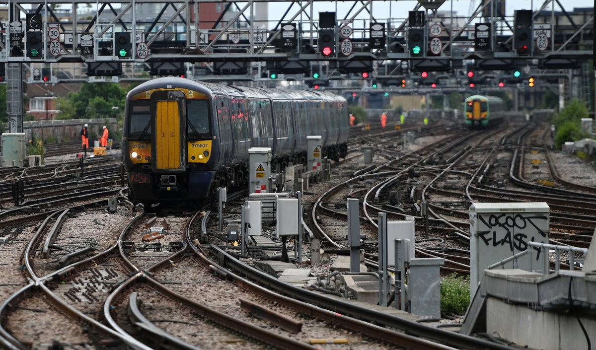 Unions urge government to ‘get round the table’ ahead of biggest rail strike in decades