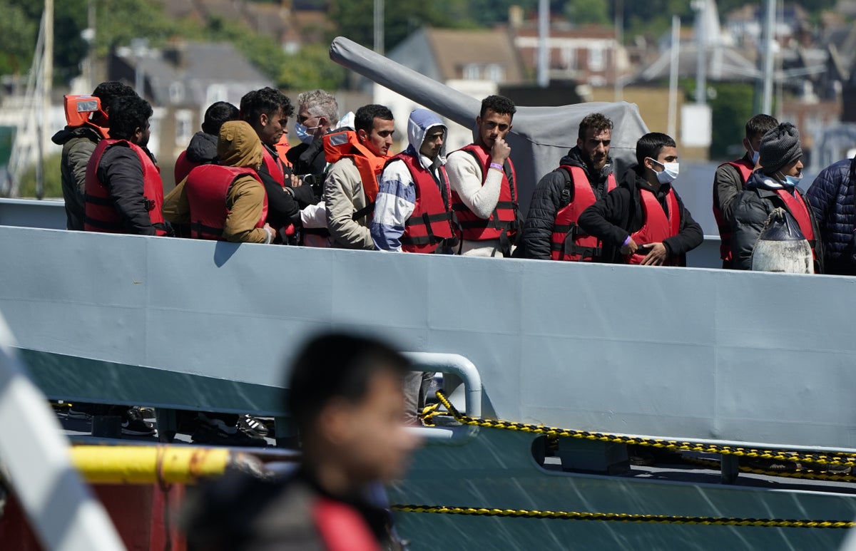 More than 300 crossed Channel in small boats to reach UK this weekend