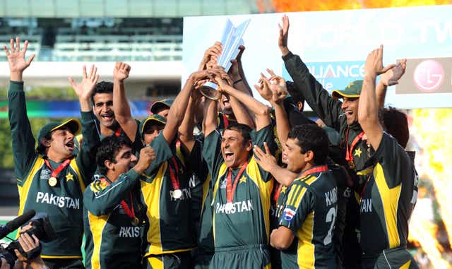 The Pakistan team celebrate their Lord’s triumph (Anthony Devlin/PA)