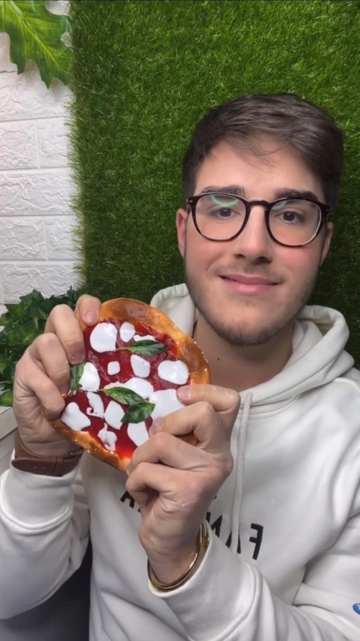 Ara Y Fer'S Top Tiktok Moments: A Compilation - np8avgy
