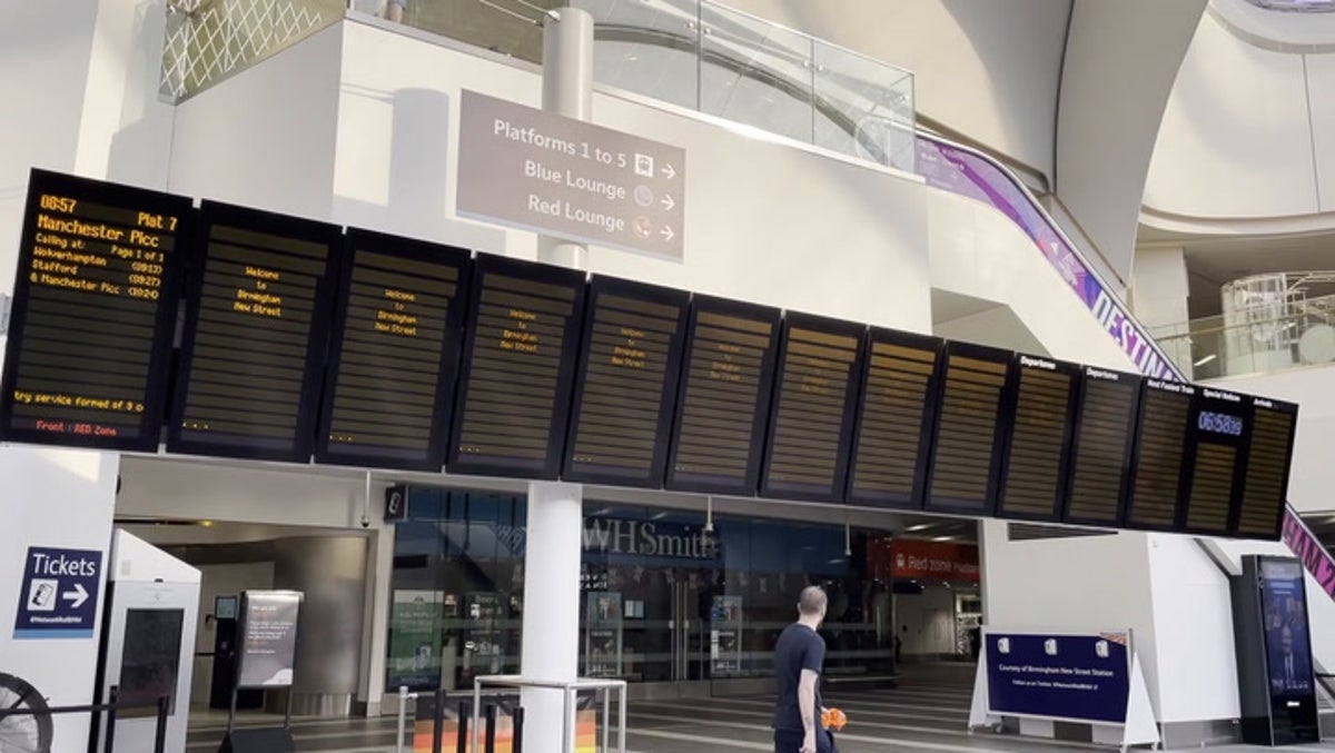 Birmingham New Street station deserted as rail strike begins