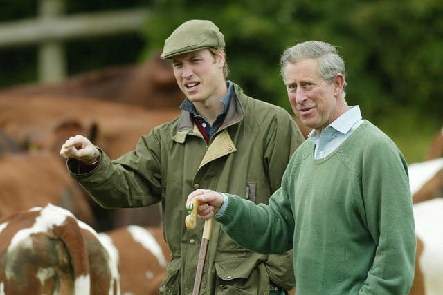 <p>Prince William and Prince Charles at Home Farm in Gloucestershire</p>