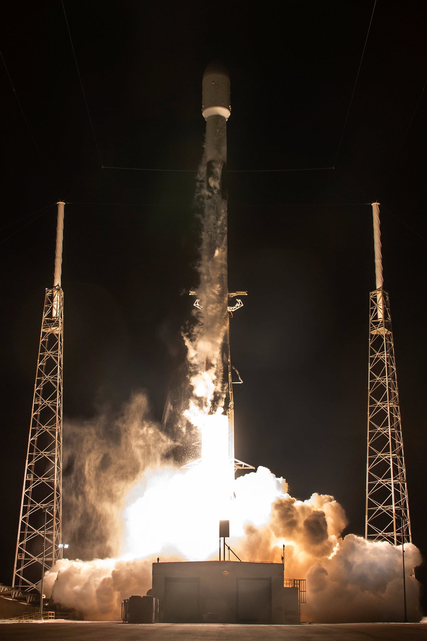 The 19 June SpaceX rocket launch that may have created a red glow in the sky