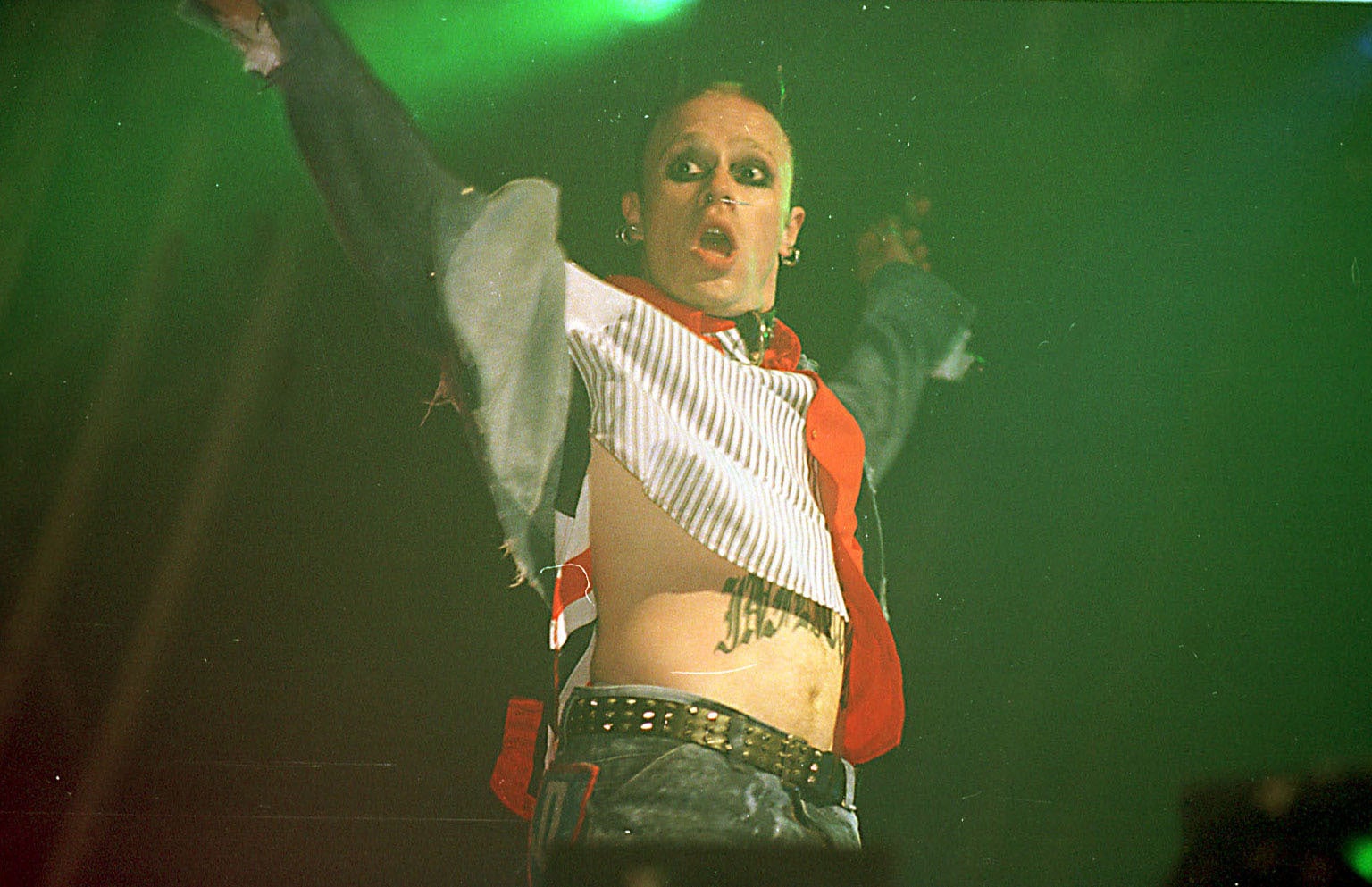 Keith Flynn of the band ‘Prodigy’ performing in 1997