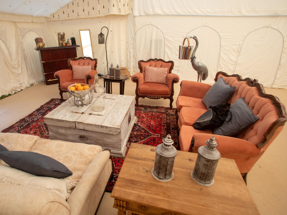 ‘Ultimate glamping’ experience at Glastonbury includes bar, spa and private bathroom