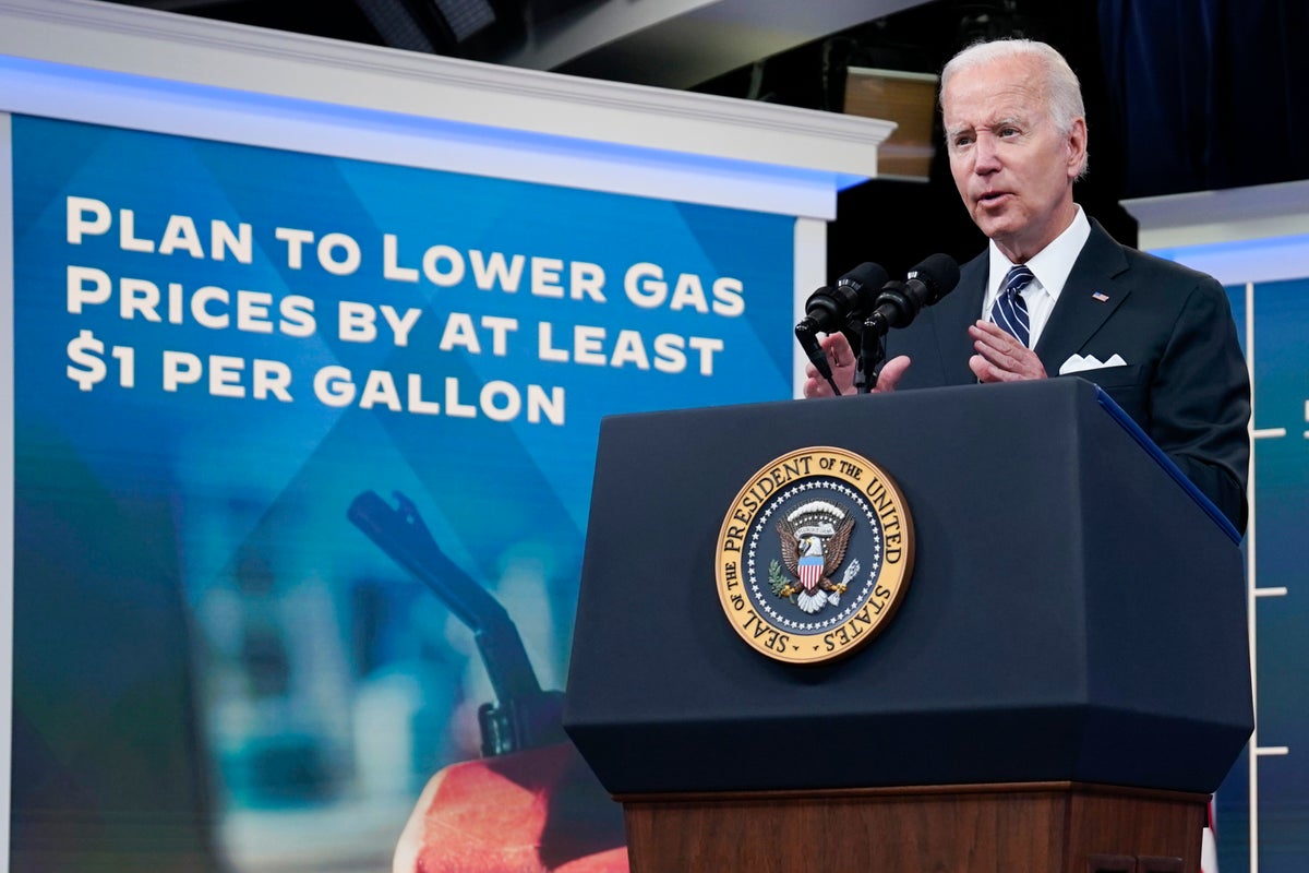 AÇIKLAYICI: Biden'ın önerdiği gaz vergisi tatili nasıl işleyecek?