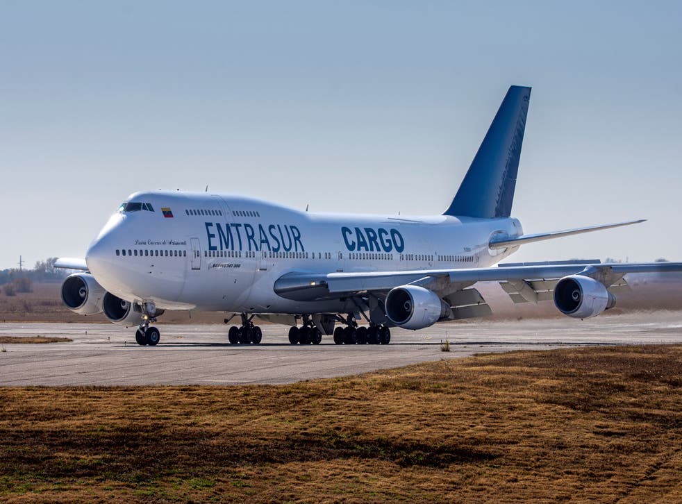 ARGENTINA-AVIÓN DETENIDO