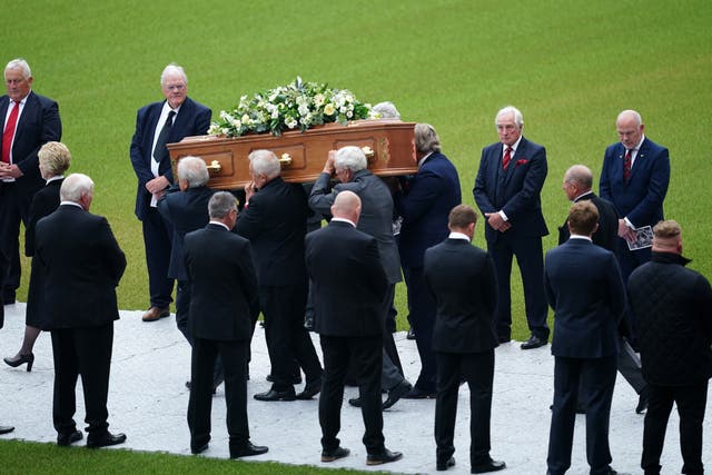 Tributes were paid to former Wales captain Phil Bennett (David Davies/PA)