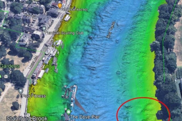 <p>Location of a huge fatberg mostly made up of wet wipes on a laser-scan image of the River Thames near Hammersmith </p>