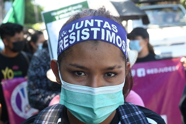 <p>Campaigners in El Salvador have demanded decriminalisation of abortion - completely illegal since 1998</p>