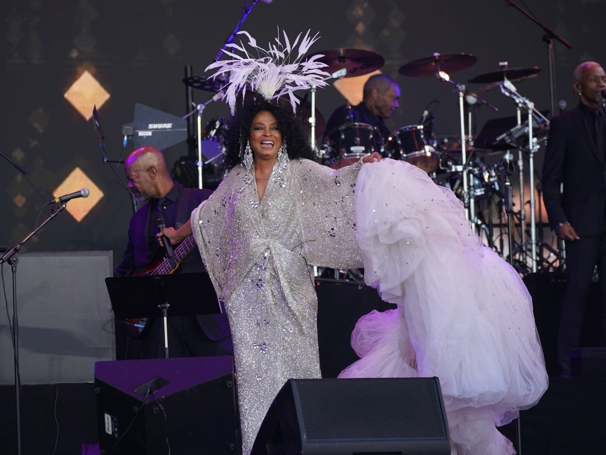 Diana Ross review, Glastonbury 2022: Seventies throwbacks from a beloved pop icon
