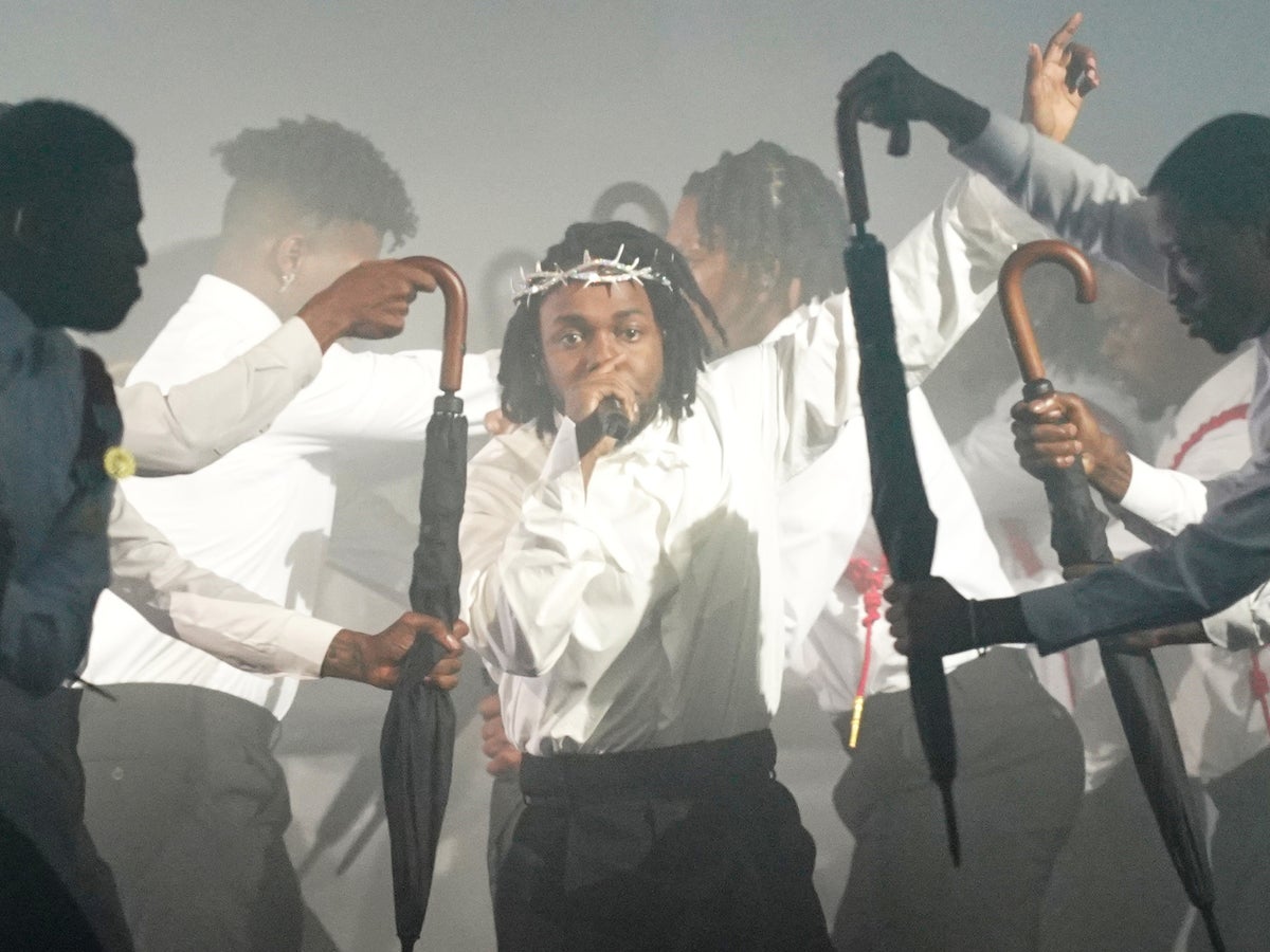 Glastonbury 2022 – live: Kendrick Lamar closes festival with jaw-dropping Sunday set