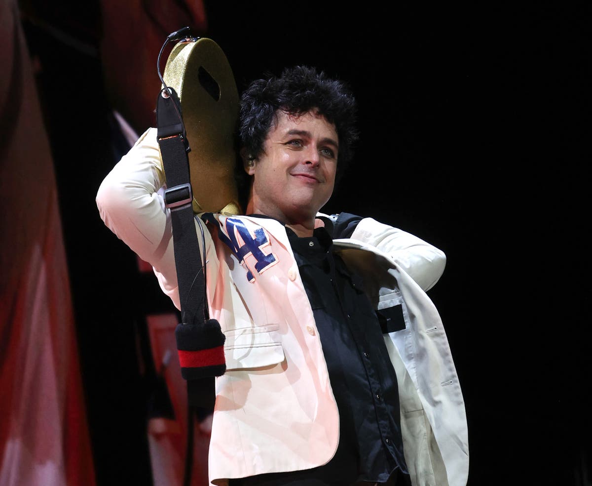 Green Day’s Billie Joe Armstrong to renounce his US citizenship over Roe vs Wade ruling