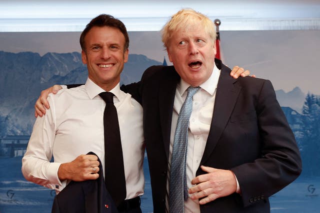 <p>Emmanuel Macron and Boris Johnson  at G7 </p>