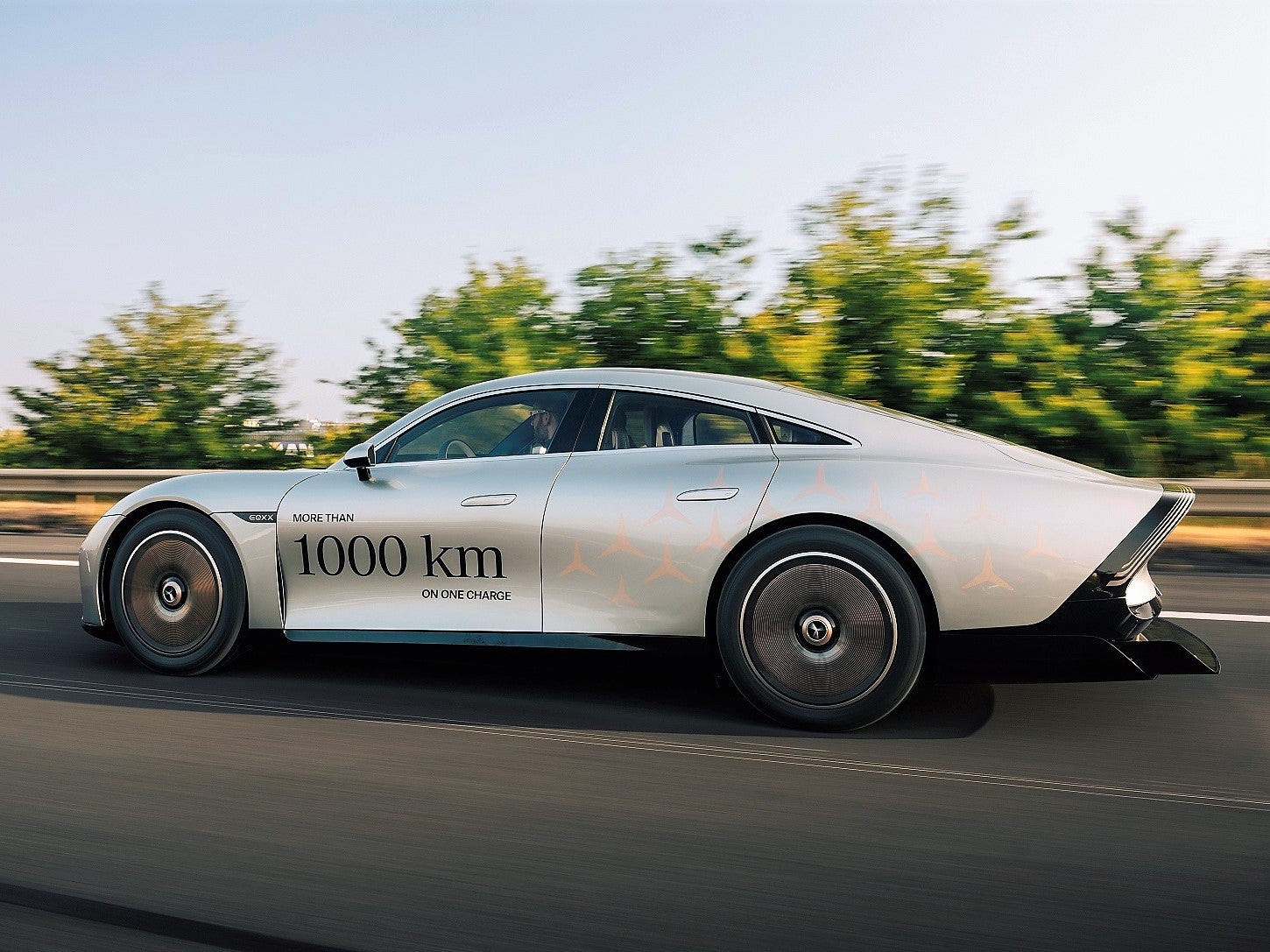 The Mercedes Vision EQXX broke its own efficiency record of 1,202km in a road trip from Stuttgart (Germany) to Silverstone (UK) on a single battery charge on 22 June, 2022