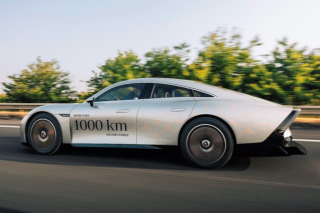 <p>The Mercedes Vision EQXX broke its own efficiency record of 1,202km in a road trip from Stuttgart (Germany) to Silverstone (UK) on a single battery charge on 22 June, 2022</p>