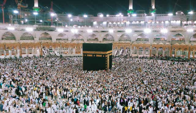 <p>Pilgrims circling the Kaaba at Mecca as part of the 2017 Hajj </p>