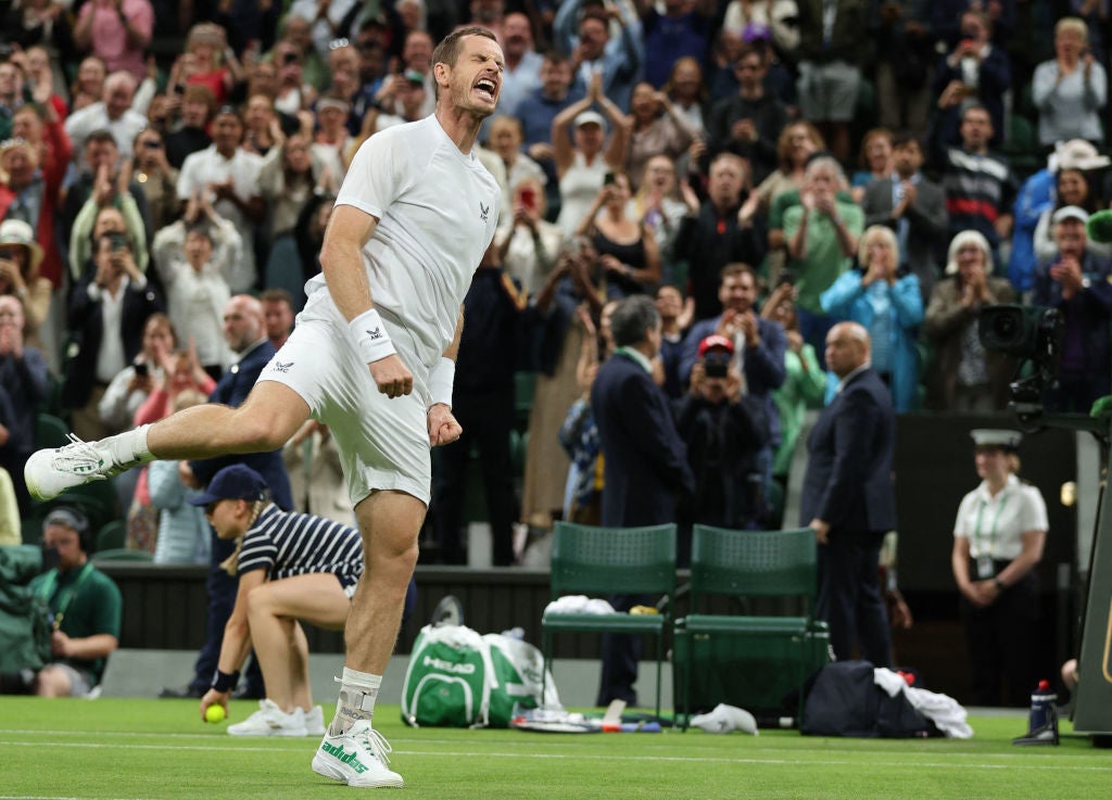 Murray sealed the win late into the evening on Centre Court