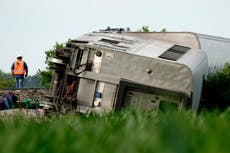Amtrak derailment: Mother and aunt among four dead as Boy Scouts recall bloody scene in Missouri