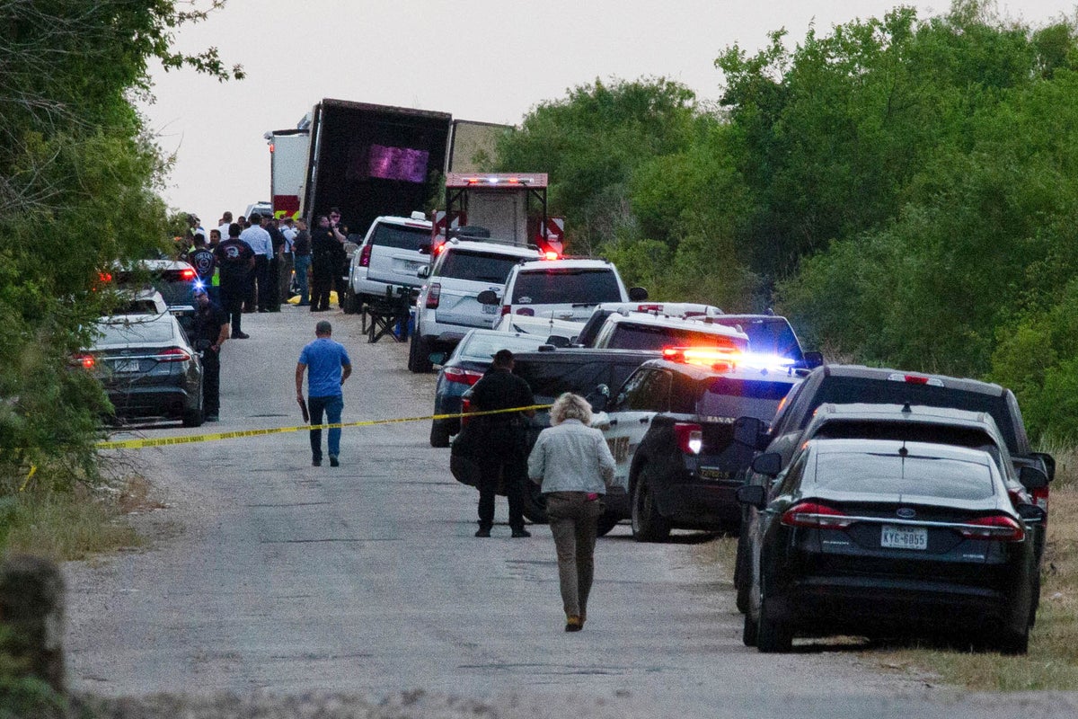 At least 40 migrants found dead in tractor-trailer near San Antonio: report