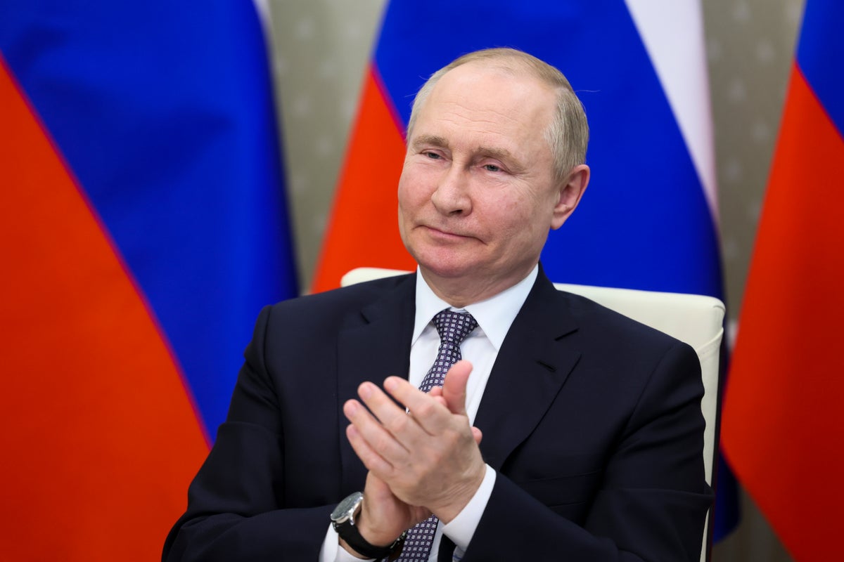 Boris Johnson says he won’t boycott G20 even if ‘pariah’ Putin goes