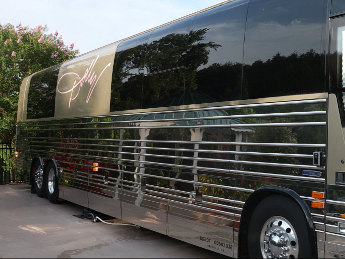 You can now stay on Dolly Parton’s tour bus – complete with hot pink décor and wig cabinet