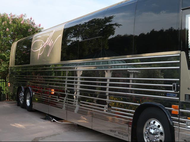 <p>The Prevost motorhome at Dollywood</p>