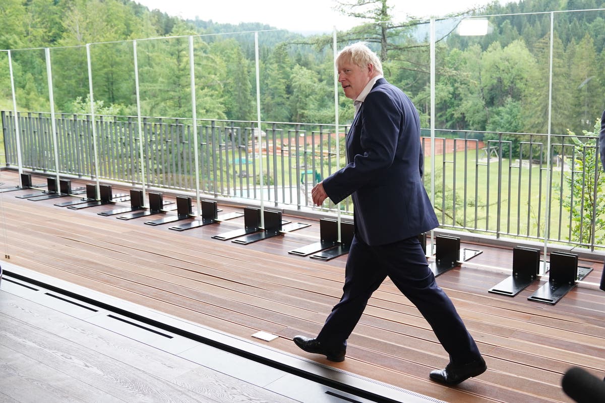 PM launches Covid inquiry days after bereaved threaten legal action over delay