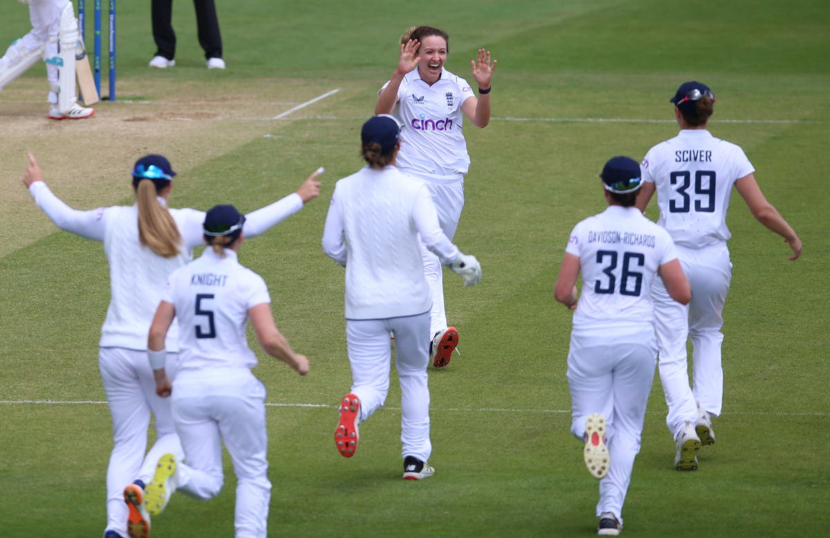 England frustrated by the weather on third day of South Africa Test